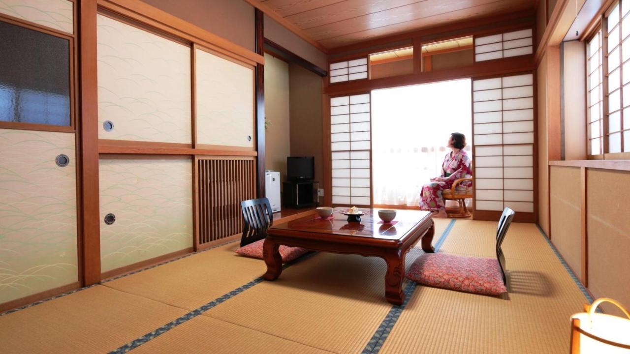 Baigetsu Ryokan Shimosuwa Extérieur photo